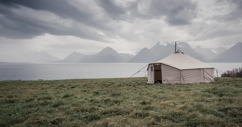 Glamping ou bivouac : que choisir en couple