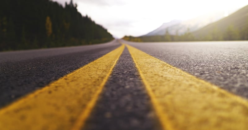 Préparer un road trip camping en famille en France : le guide complet